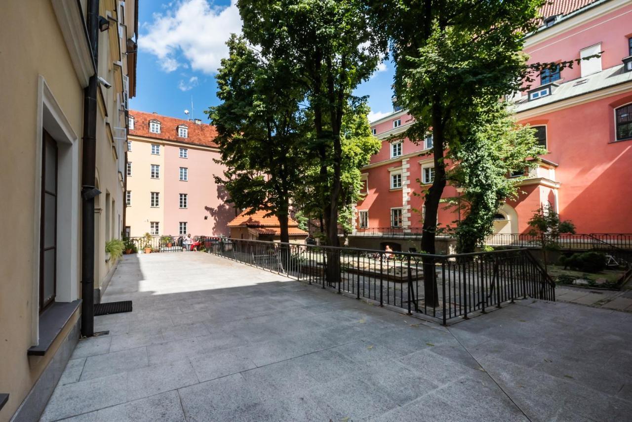 Lovely Apartment In The Heart Of Warschau Exterior foto